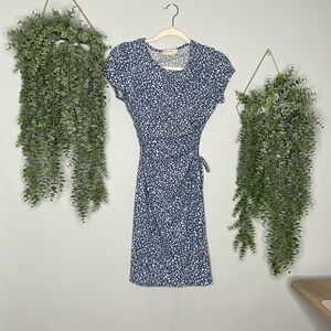 Jessica Simpson dress - cut outsides - side L